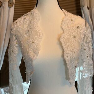 Ivory Lace Bridal dress bolero/ jacket